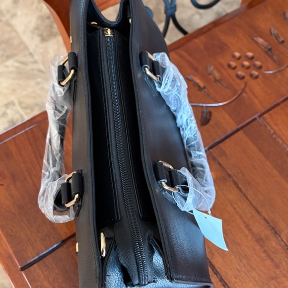 Call it Spring Black Women's Handbag - Picture 5 of 7